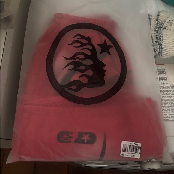 Hellstar Shorts - Picture 1 of 4